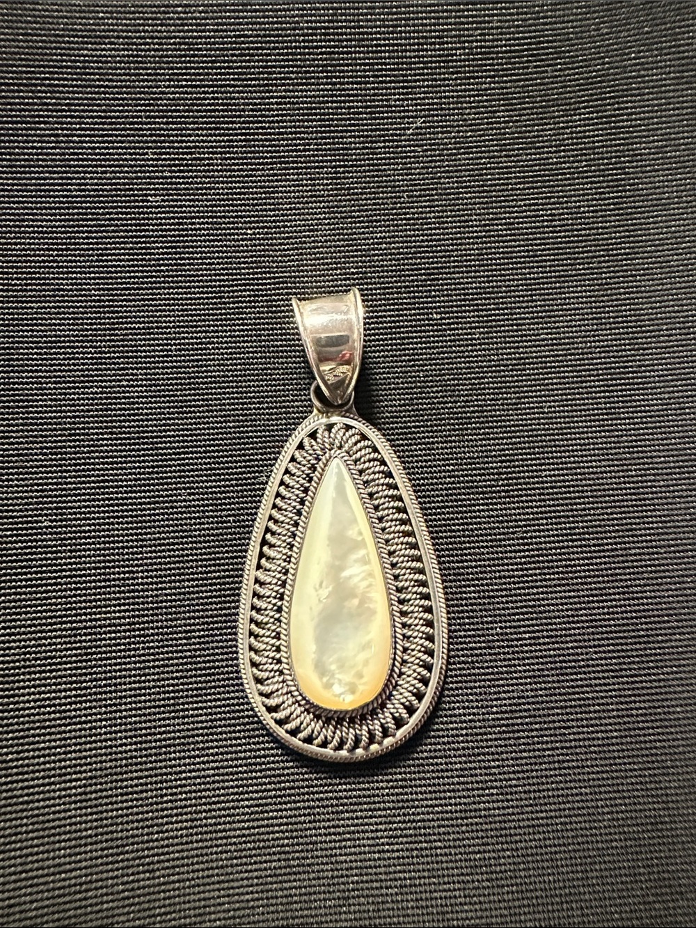 925 Sterling Silver Teardrop Mother of Pearl Pendant